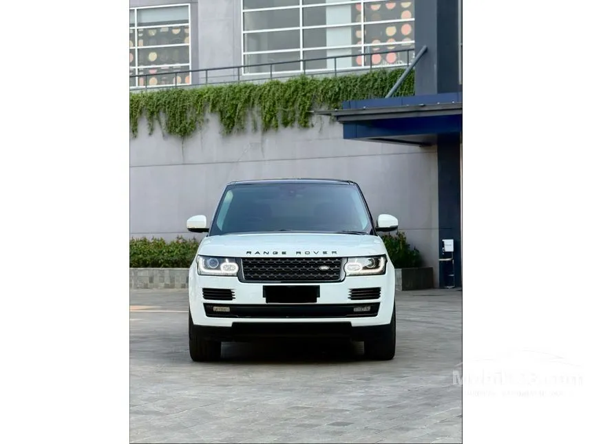 2014 Land Rover Range Rover Vogue SUV