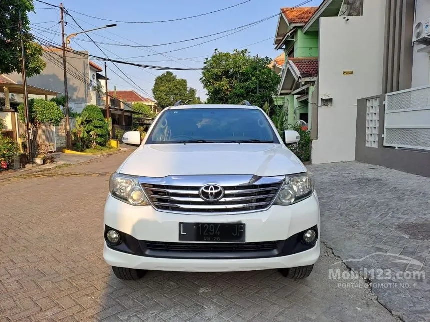 Jual Mobil Toyota Fortuner 2011 G Luxury 2.7 di Jawa Timur Automatic SUV Putih Rp 180.000.000
