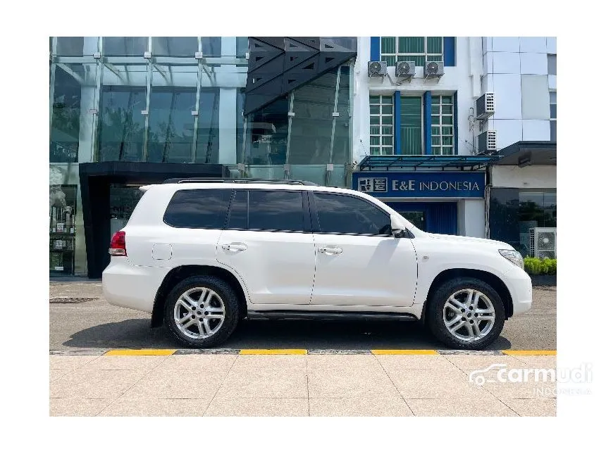 2011 Toyota Land Cruiser Standard Spec E SUV