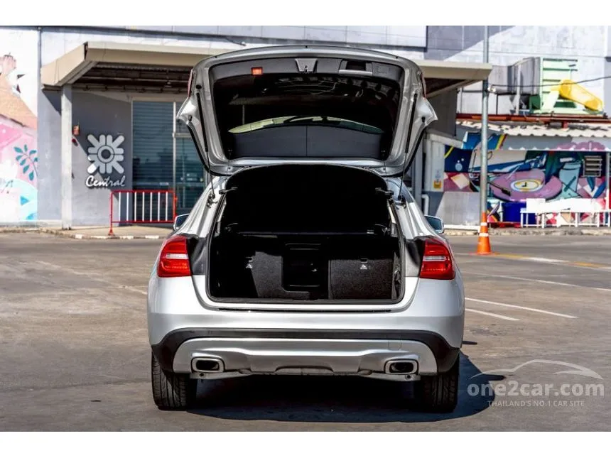 2014 Mercedes-Benz GLA200 Urban SUV