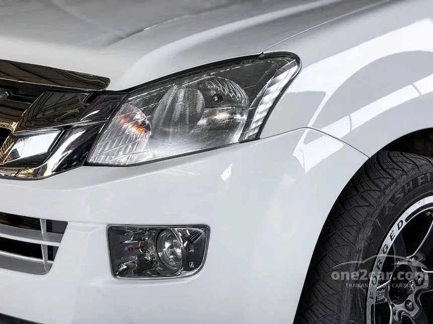 2012 Isuzu D-MAX S Space Cab Pickup