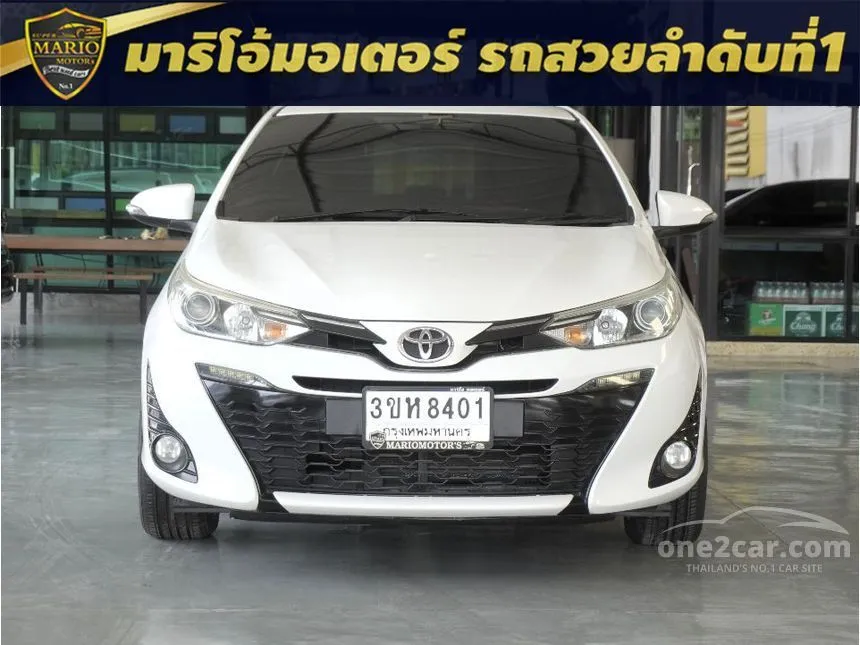 2017 Toyota YARIS G Hatchback