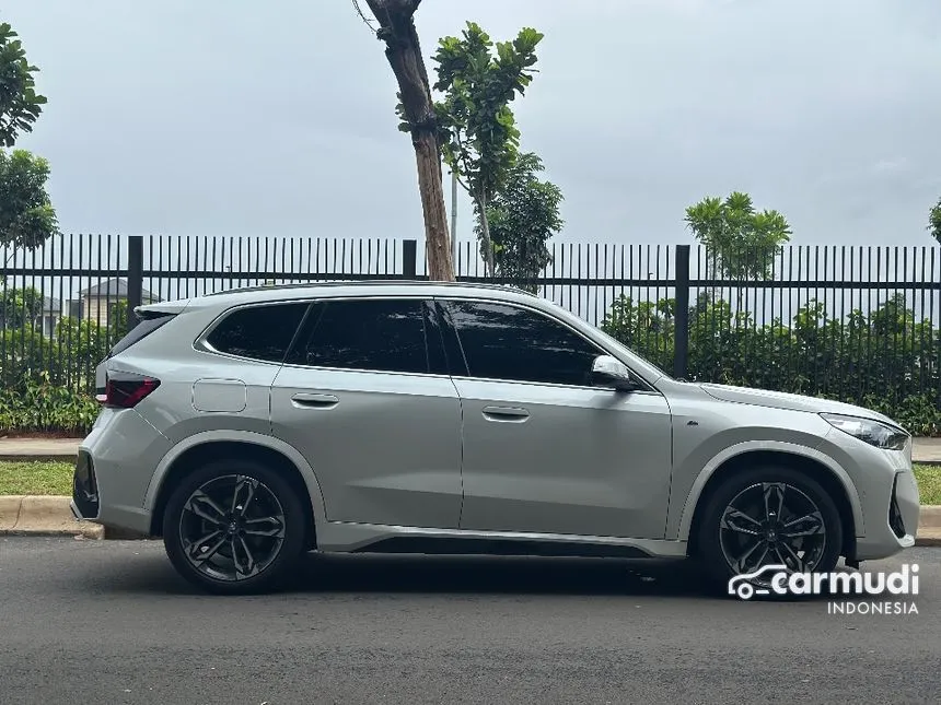 2024 BMW iX1 eDrive20 M Sport SUV