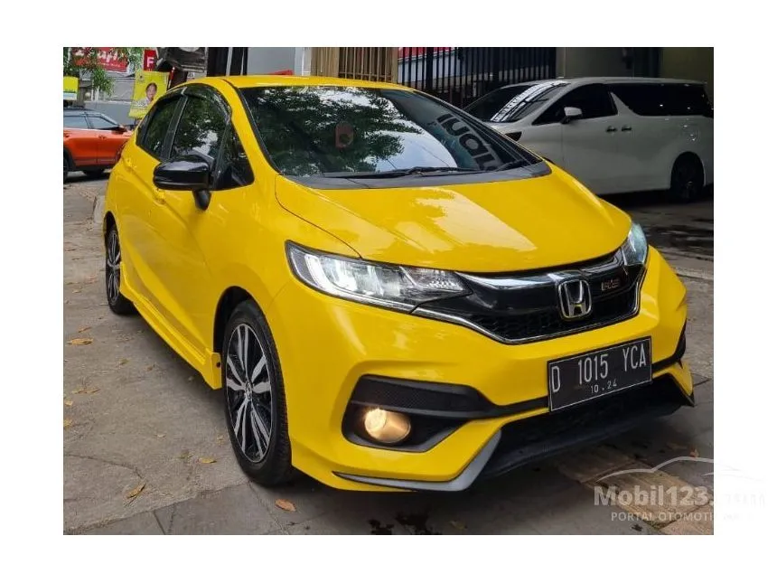 Jual Mobil Honda Jazz 2019 RS 1.5 di Jawa Barat Automatic Hatchback Kuning Rp 255.000.000