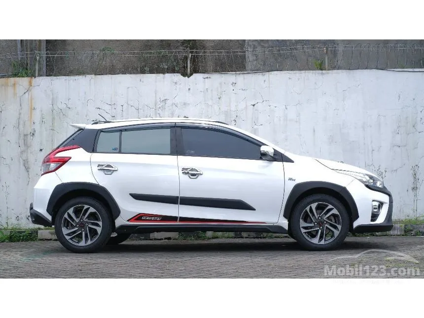 2017 Toyota Yaris TRD Sportivo Heykers Hatchback