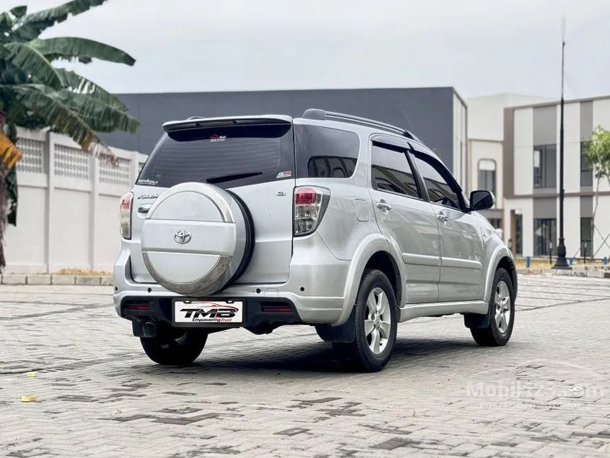 2013 Toyota Rush S SUV