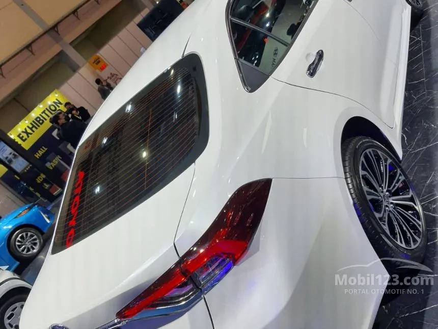 Jual Mobil Toyota Corolla Altis 2022 HYBRID 1.8 di Jawa Barat Automatic ...