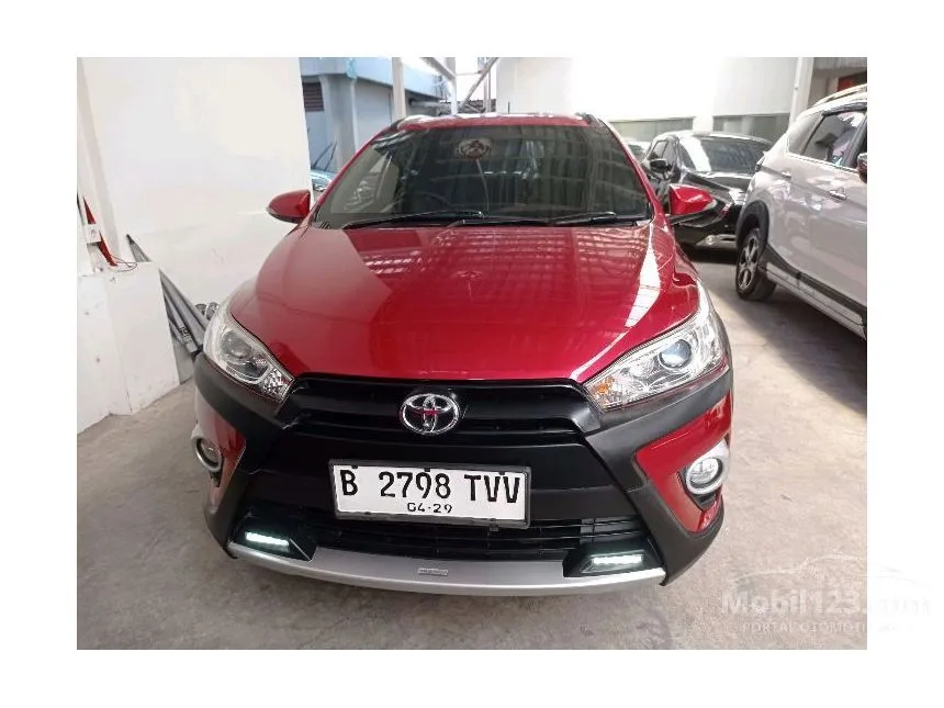 Jual Mobil Toyota Yaris 2017 TRD Sportivo Heykers 1.5 di DKI Jakarta Automatic Hatchback Merah Rp 175.000.000