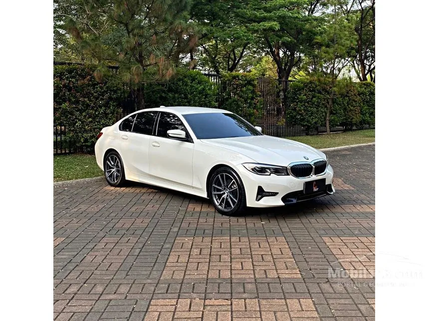 Jual Mobil BMW 320i 2020 Sport 2.0 di DKI Jakarta Automatic Sedan Putih Rp 555.000.000