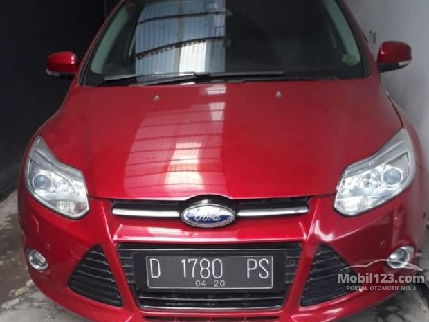 Ford Focus Mobil Bekas & Baru dijual di Indonesia - Dari 5 Mobil Merah