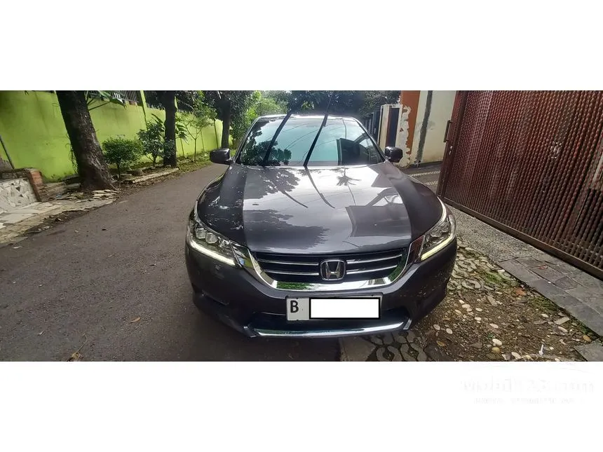 Jual Mobil Honda Accord 2013 VTi