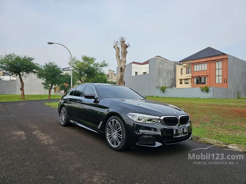 Jual Mobil BMW 530i 2019 M Sport 2.0 di Banten Automatic Sedan Hitam Rp 650.000.000