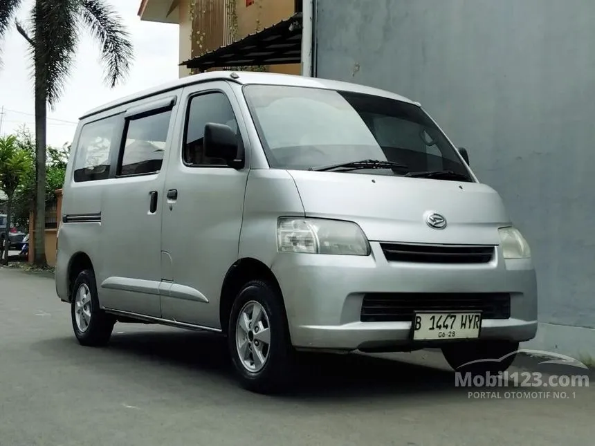 Jual Mobil Daihatsu Gran Max 2013 AC 1.3 di DKI Jakarta Manual Van Silver Rp 74.000.000