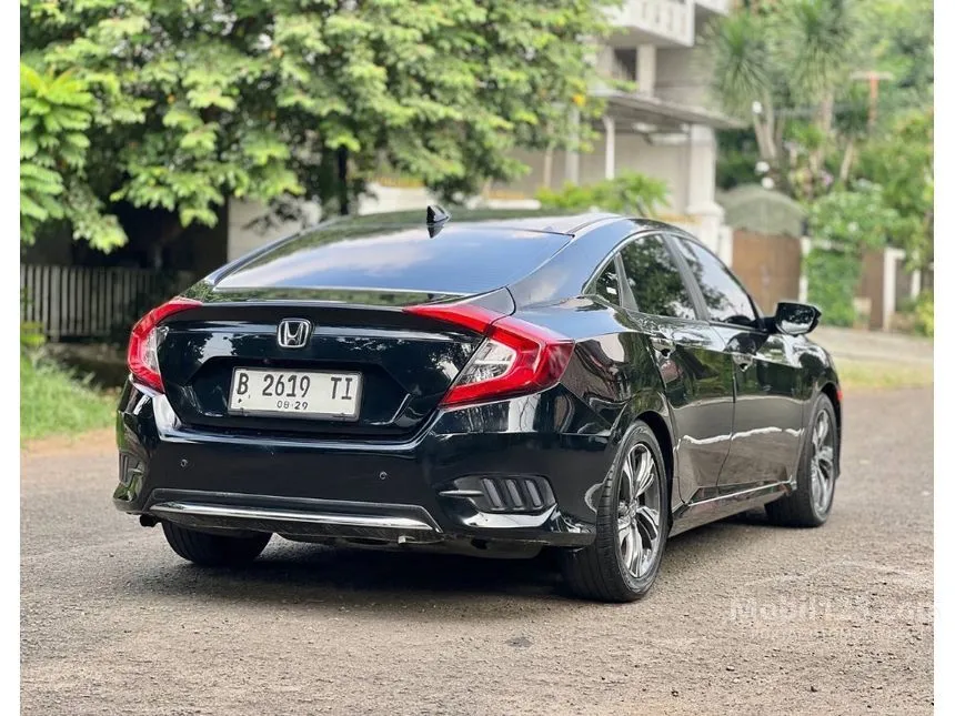 2019 Honda Civic ES Sedan