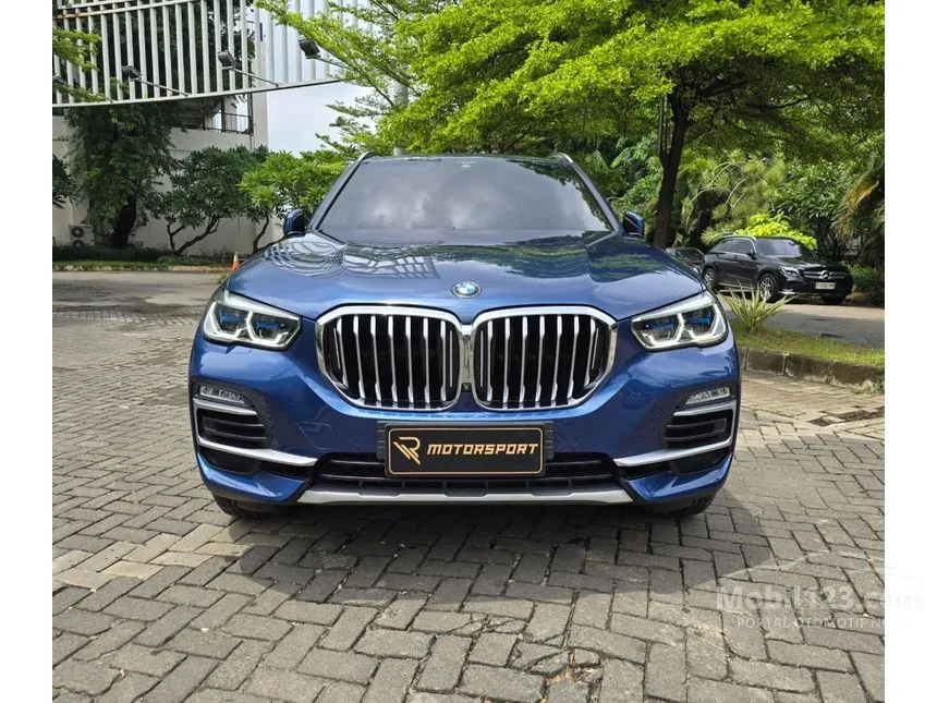 Jual Mobil BMW X5 2021 xDrive40i xLine 3.0 di DKI Jakarta Automatic SUV Biru Rp 985.000.000