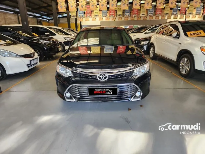 2017 Toyota Camry V Sedan