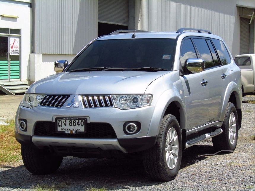 Mitsubishi pajero sport 2010