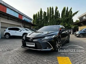 2022 Toyota Camry 2.5 V (Premium Color) Sedan