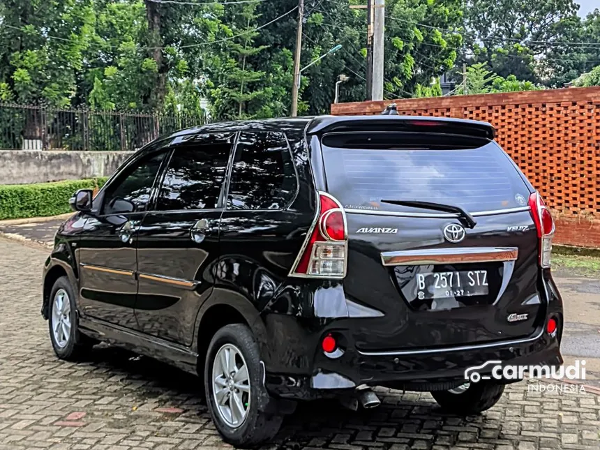 2012 Toyota Avanza Veloz MPV