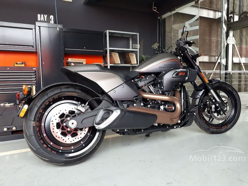 Jual Motor Harley Davidson Softail 2019 FXDR 114 1.9 di DKI Jakarta Manual  Others Abu-abu Rp 645.000.000 - 6889744 - Mobil123.com