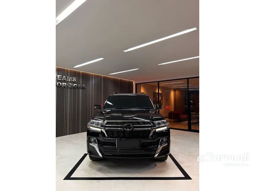 2019 Toyota Land Cruiser 200 VX SUV