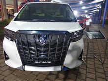 2020 Toyota Alphard 2,5 G Van Wagon