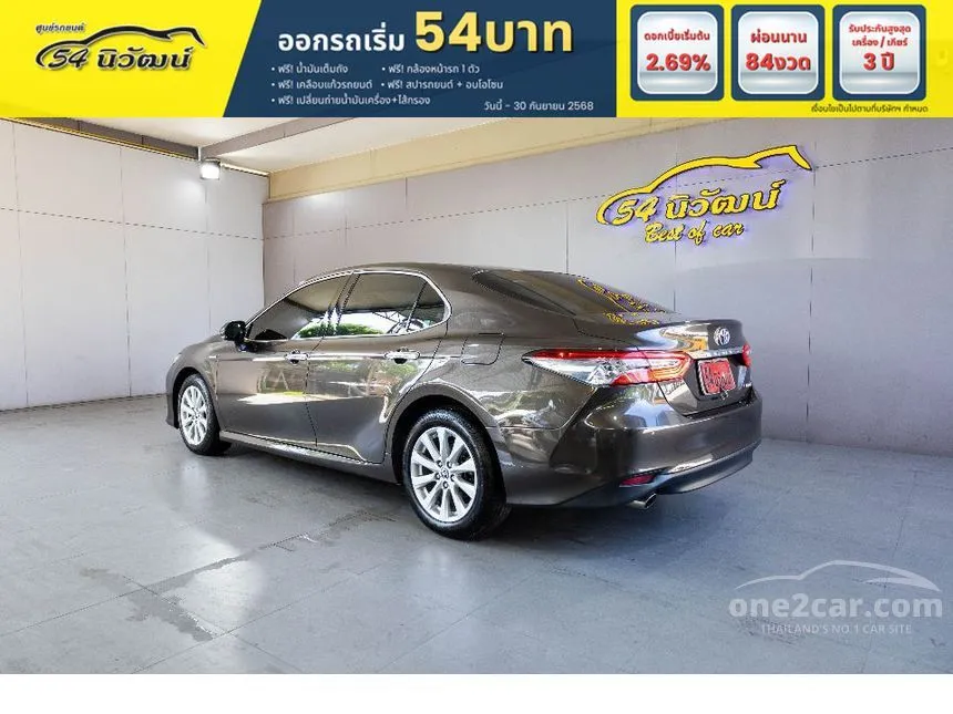 2019 Toyota CAMRY Hybrid Premium Sedan