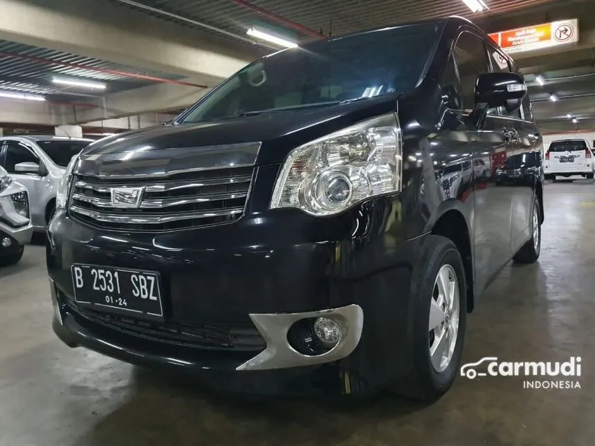 2013 Toyota NAV1 G MPV