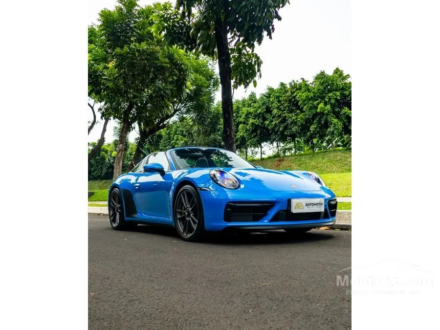 Jual Mobil Porsche 911 2022 Targa 4S 3.0 di DKI Jakarta Automatic Convertible Biru Rp 4.900.000.000