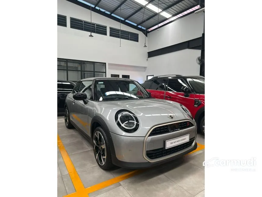 Jual Mobil MINI Cooper 2024 S 3 Door 2.0 di DKI Jakarta Automatic Hatchback Silver Rp 1.160.000.000