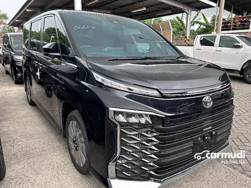 2024 Toyota Voxy Van Wagon