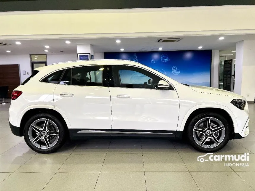 2024 Mercedes-Benz GLA200 AMG Line SUV