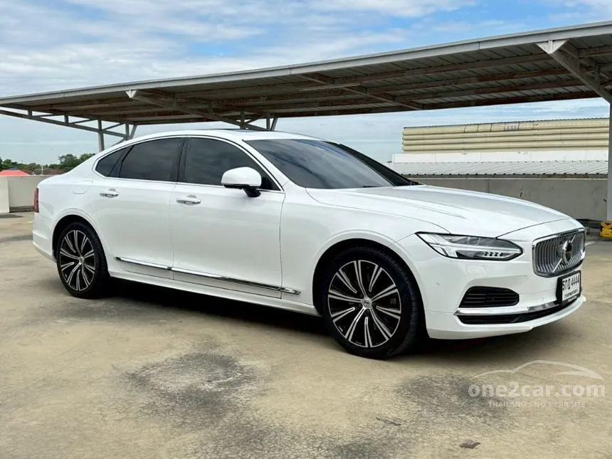 2021 Volvo S90 Recharge T8 Inscription Sedan
