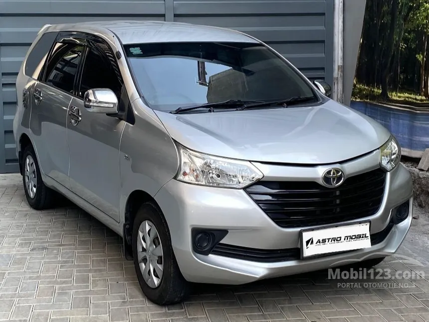 Jual Mobil Toyota Avanza 2018 G 1.5 di Jawa Timur Manual MPV Silver Rp 137.999.000