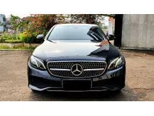 2017 Mercedes-Benz E250 2.0 Avantgarde Sedan (W213) Facelift AT Hitam Metalik - MILES 10RIBUAN ASLI ANTIK - SERVICE RECORD - SUPER GRESS LIKE NEW