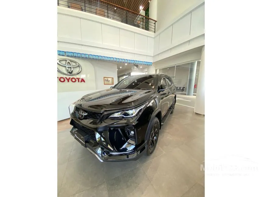 Jual Mobil Toyota Fortuner 2025 VRZ TSS GR Parts Aero Package 2.8 di DKI Jakarta Automatic SUV Hitam Rp 520.000.000