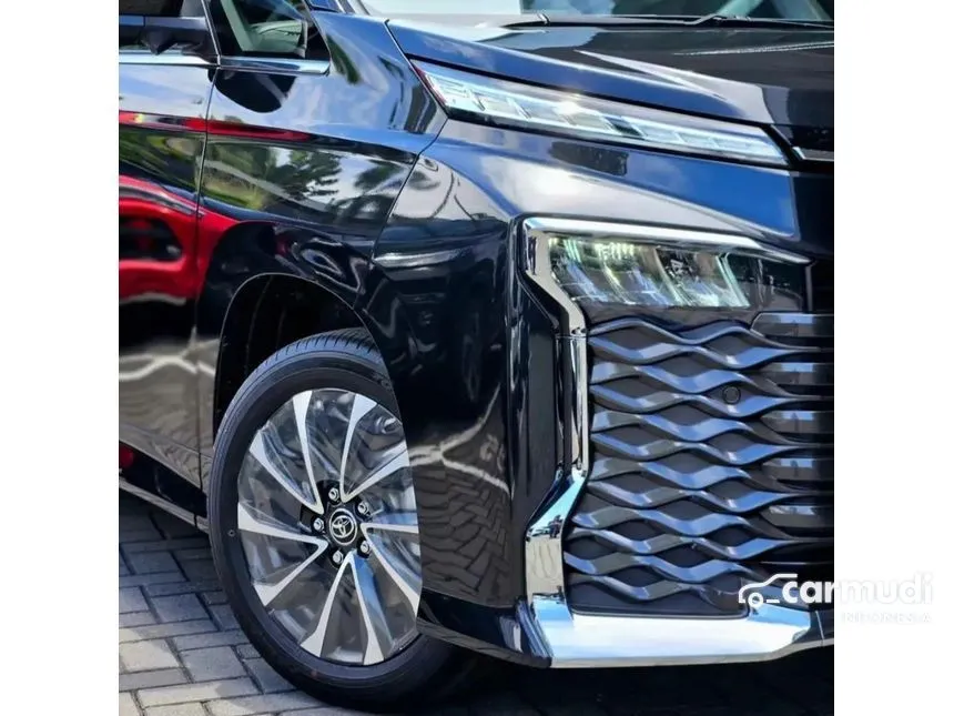 2025 Toyota Voxy (Premium Color) MPV
