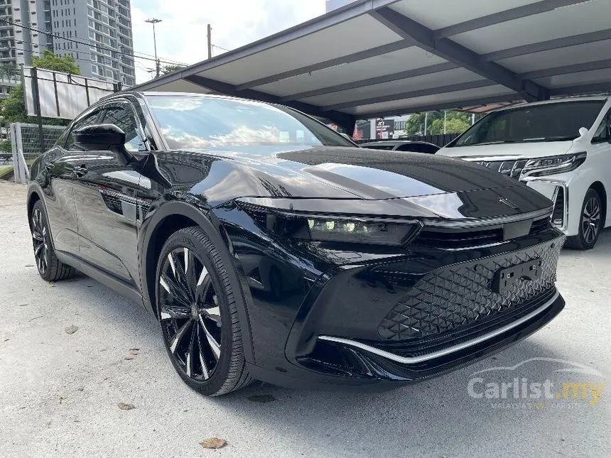 2023 Toyota Crown RS Advanced Sedan