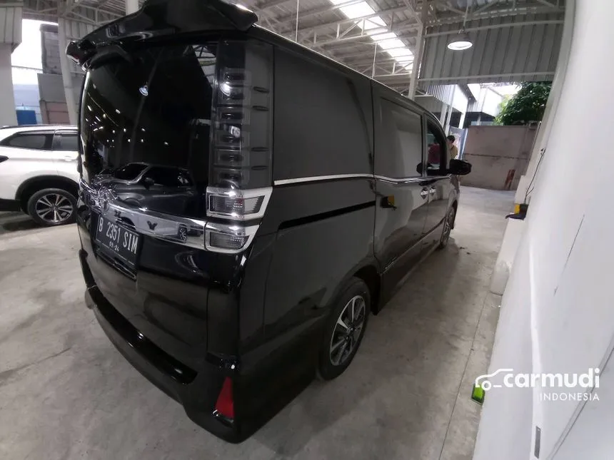 2019 Toyota Voxy MPV