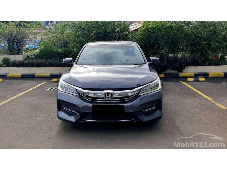 Jual Mobil Honda Accord 2016 VTi