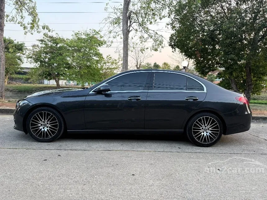 2022 Mercedes-Benz C220 d Avantgarde Sedan