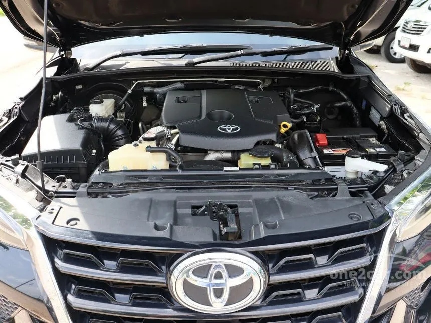 2020 Toyota FORTUNER V SUV