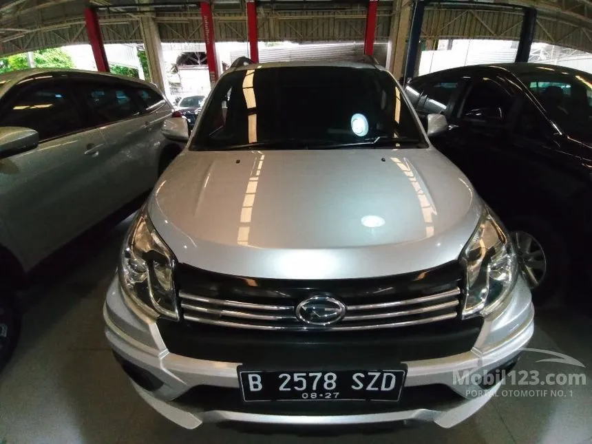 Jual Mobil Daihatsu Terios 2017 ADVENTURE R 1.5 di Banten Automatic SUV Silver Rp 167.000.000