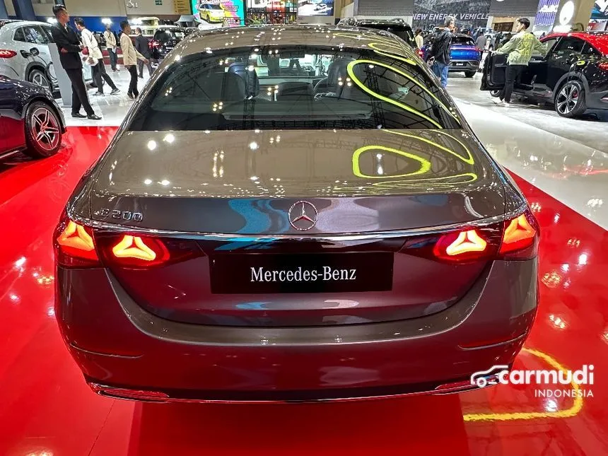 2025 Mercedes-Benz E200 Exclusive Line Sedan