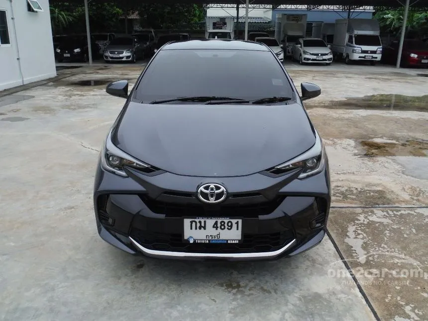 2025 Toyota YARIS Sport Hatchback