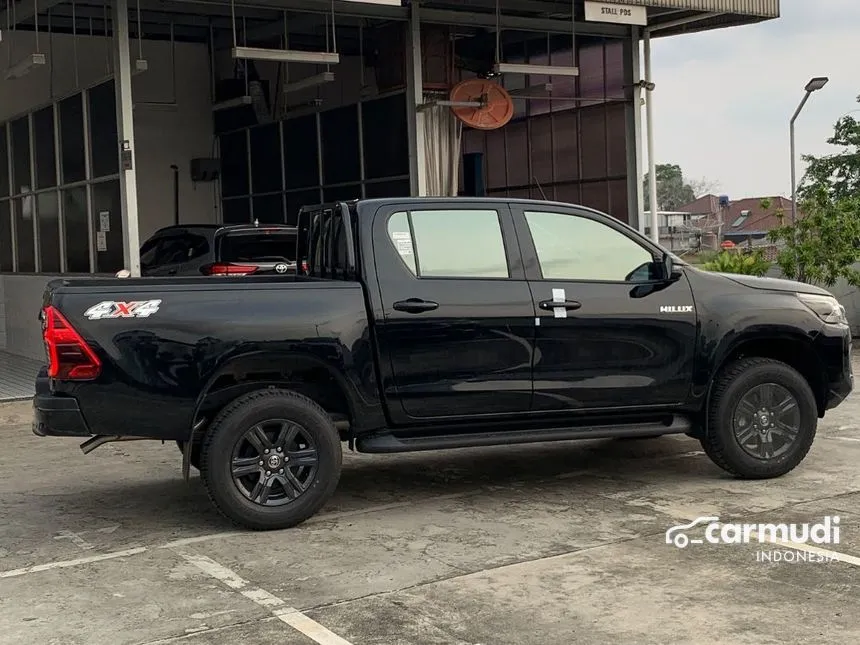 2024 Toyota Hilux V Dual Cab Pick-up