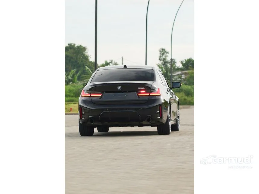 2023 BMW 330i M Sport Pro Sedan
