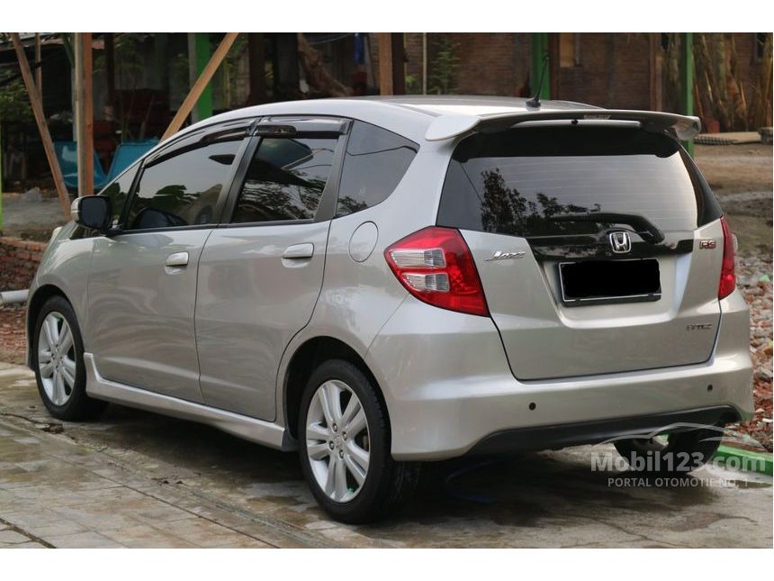 Jual Mobil  Honda Jazz  2010  RS  1 5 di Jawa Tengah Automatic 