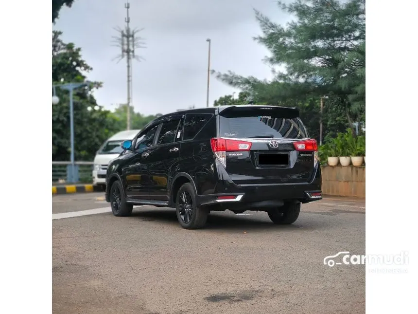2018 Toyota Kijang Innova Venturer MPV
