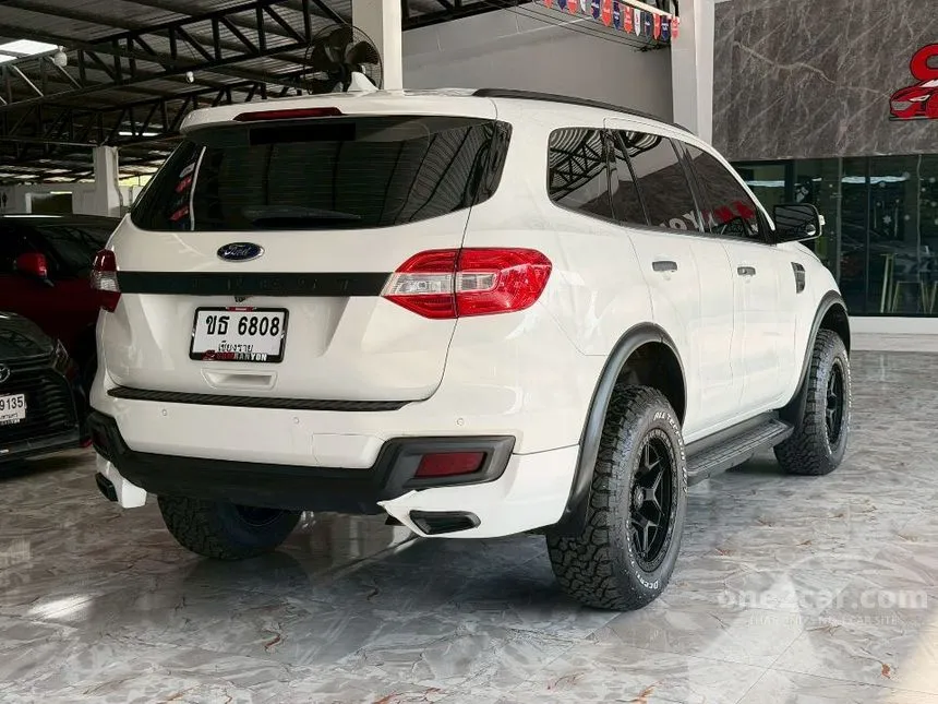2016 Ford EVEREST Titanium SUV